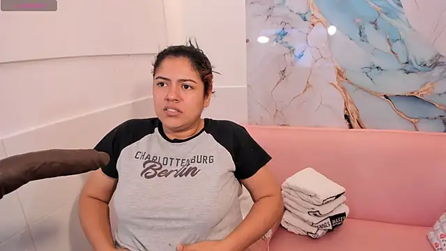 Snapshot of taylor_cupper chatting on 02-13-26, 04:41 taylor cupper online show from 02-13-26, 04:41