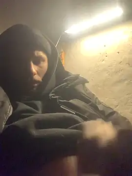 Snapshot of Boysex227 chatting on 01-14-26, 07:08 Boysex227 online show from 01-14-26, 07:08