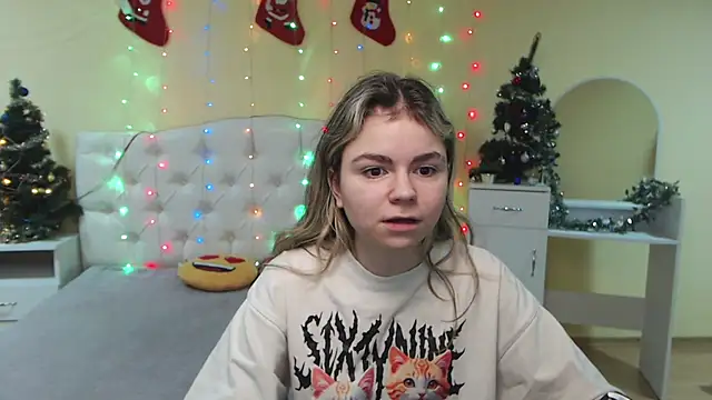 TinaRedly online show from 01-06-25, 04:34