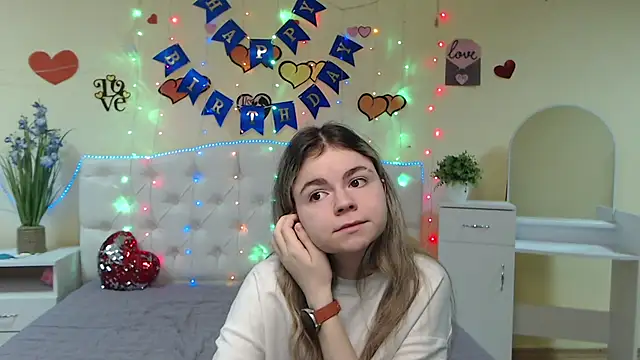 TinaRedly online show from 03-02-25, 09:43