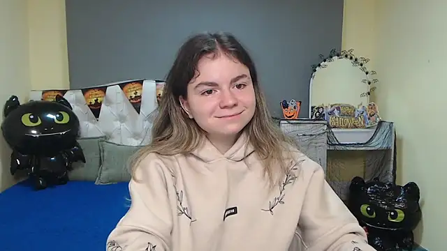 TinaRedly online show from 11-01-25, 06:21