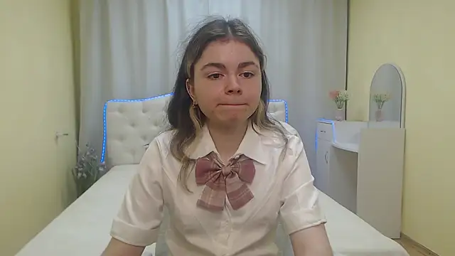 TinaRedly online show from 07-02-26, 05:41