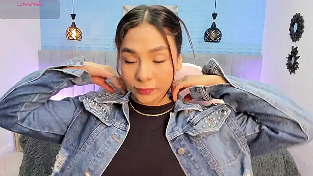 amira cute2 online show from 06-12-26, 10:47