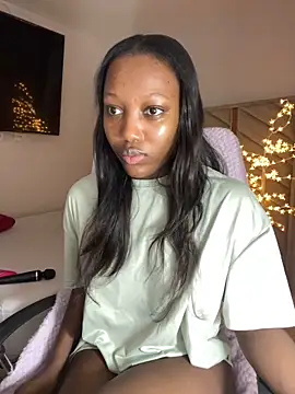 kellya  online show from 11-29-25, 12:02