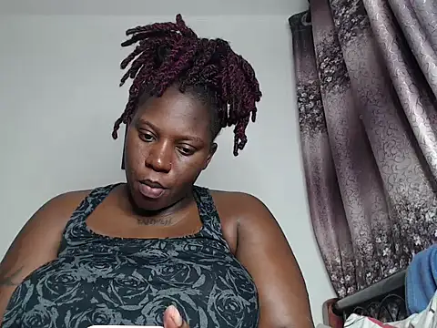 Snapshot of Whimsicalwillow chatting on 02-07-26, 06:11 Whimsicalwillow online show from 02-07-26, 06:11