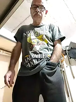 bottomhairy online show from 12-10-24, 03:22