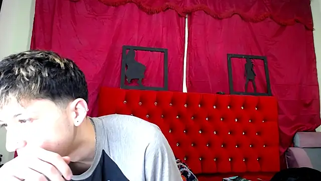 Snapshot of _Thomas_hot_ chatting on 03-16-25, 05:50  Thomas hot  online show from 03-16-25, 05:50