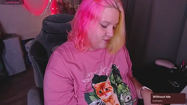 lissamuff online show from 10-06-25, 04:37