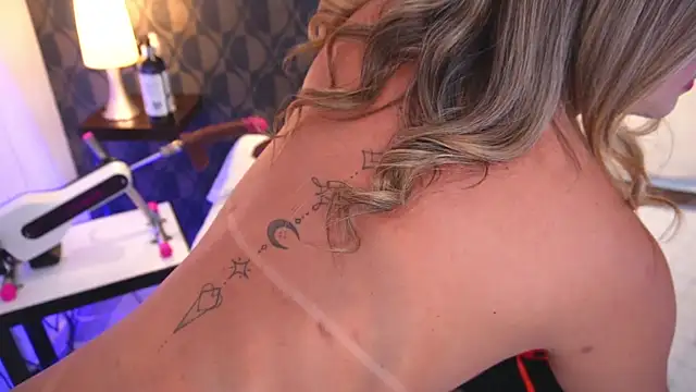 SharomRoss online show from 11-27-25, 04:53