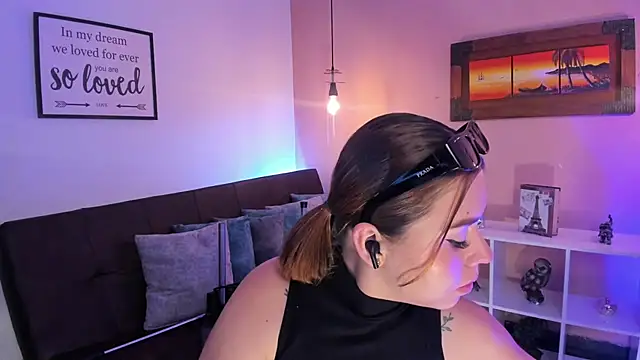 ArianaBaker online show from 02-07-25, 02:26