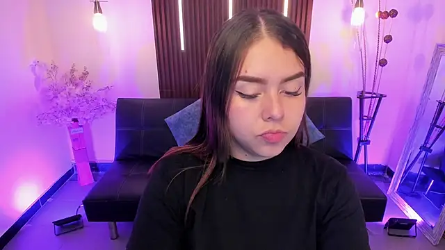 ArianaBaker online show from 01-18-26, 05:06