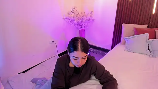 ArianaBaker online show from 02-24-26, 01:53