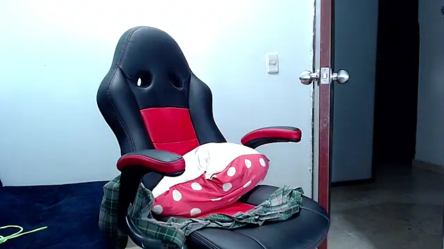 kaira sweet  online show from 12-08-24, 05:39