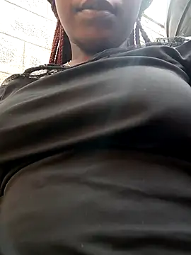 Snapshot of Sarie_sho chatting on 02-27-25, 05:56 Sarie sho online show from 02-27-25, 05:56