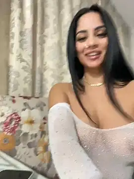 Snapshot of _adelle chatting on 12-20-24, 12:38 adelle online show from 12-20-24, 12:38
