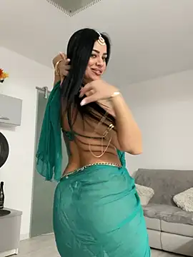Snapshot of _adelle chatting on 02-15-25, 10:55 adelle online show from 02-15-25, 10:55