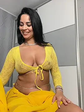 Snapshot of _adelle chatting on 03-15-25, 02:12 adelle online show from 03-15-25, 02:12
