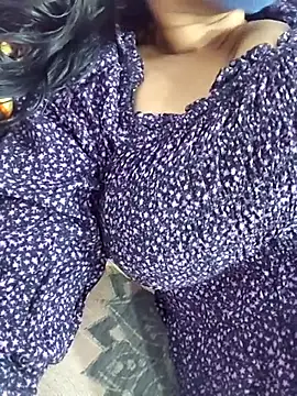 Snapshot of Archna-ji chatting on 06-14-26, 06:26 Archna-ji online show from 06-14-26, 06:26