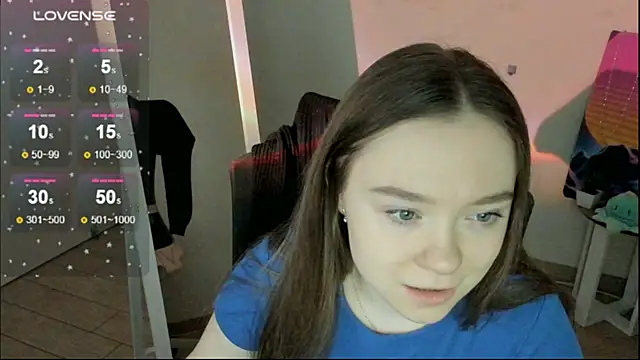 Snapshot of Florence_meow chatting on 01-06-26, 07:56 Florence meow online show from 01-06-26, 07:56