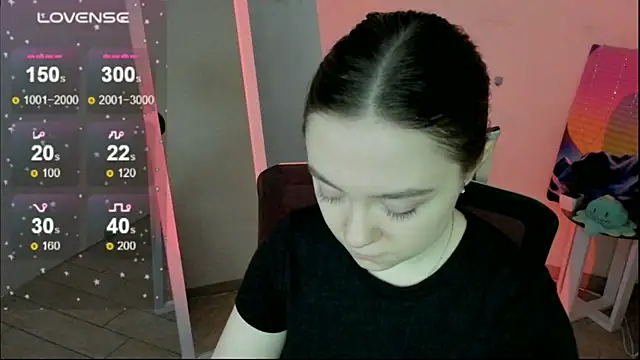 Snapshot of Florence_meow chatting on 01-17-26, 08:08 Florence meow online show from 01-17-26, 08:08