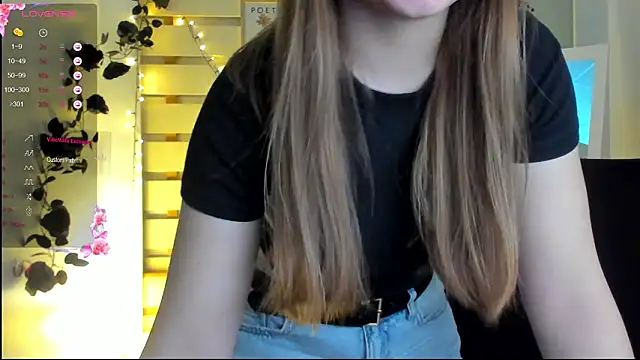 Snapshot of Florence_meow chatting on 03-06-26, 01:40 Florence meow online show from 03-06-26, 01:40