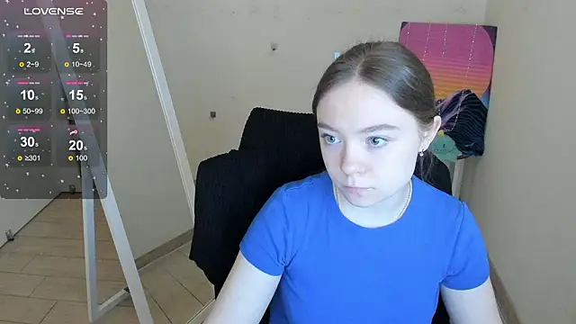 Snapshot of Florence_meow chatting on 03-26-26, 07:14 Florence meow online show from 03-26-26, 07:14