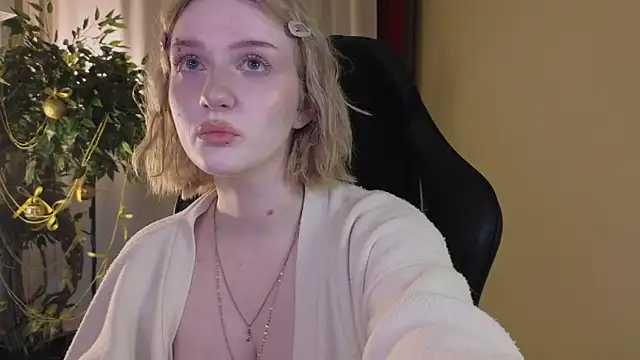 ELLIEJAY online show from 01-09-26, 05:10