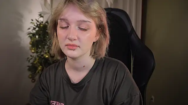 ELLIEJAY online show from 01-14-26, 05:24