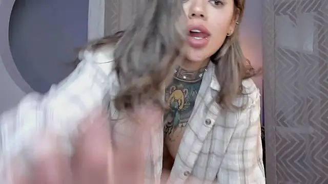 yandracelisofficial online show from 12-20-24, 09:11