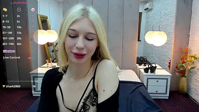 Snapshot of Yanna_miana chatting on 12-20-24, 07:22 Yanna miana online show from 12-20-24, 07:22