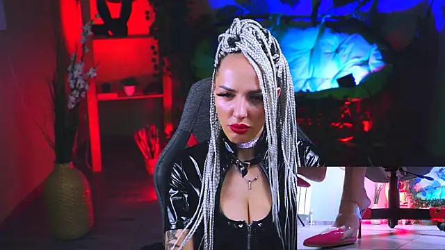 MonicaMaxwel online show from 02-10-25, 06:13