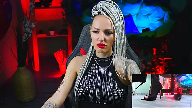 MonicaMaxwel online show from 02-18-25, 12:06