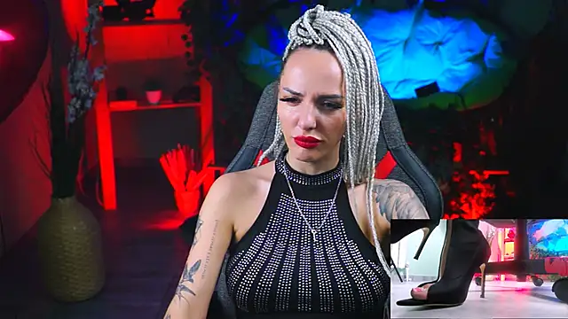 MonicaMaxwel online show from 02-18-25, 06:15