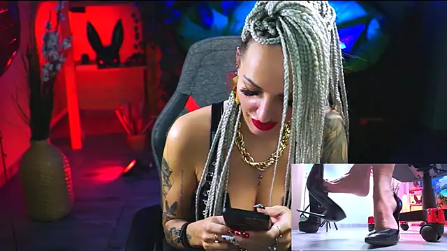 MonicaMaxwel online show from 02-22-25, 06:08