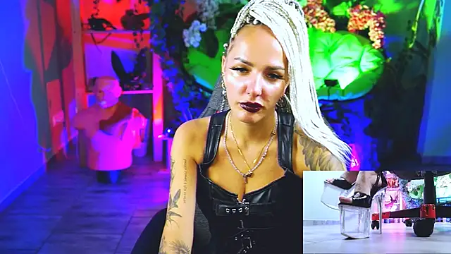 MonicaMaxwel online show from 09-12-25, 11:32