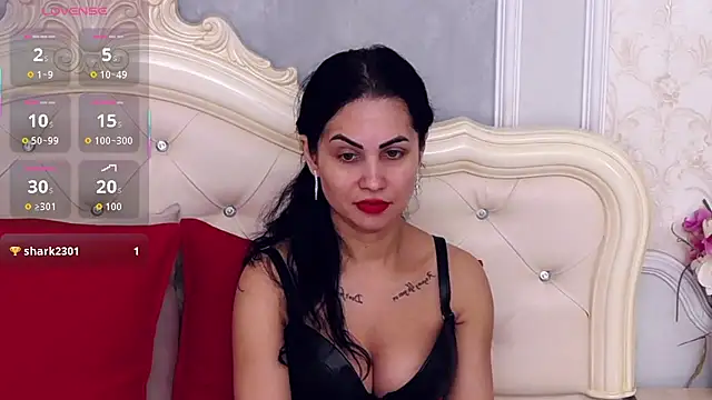 HeidiLust online show from 11-14-25, 06:23