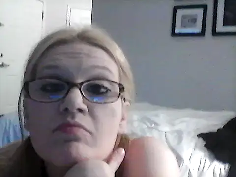 MickeysMallory9787 online show from 02-03-26, 12:31