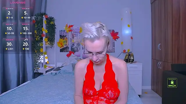 Snapshot of HelgaHimmell chatting on 12-03-24, 03:55 HelgaHimmell online show from 12-03-24, 03:55
