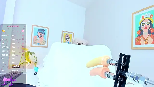 jasminnee  online show from 04-12-26, 01:27