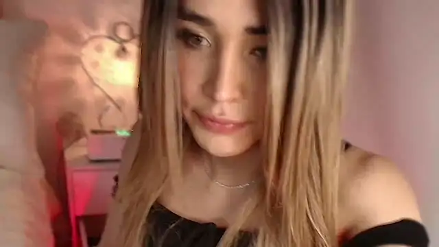 Missantonella  online show from 12-04-24, 10:19