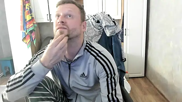 ANGELALEXYNO2024 online show from 10-26-25, 11:05