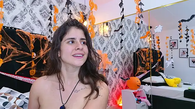 LexaDeRusso online show from 10-22-25, 07:46