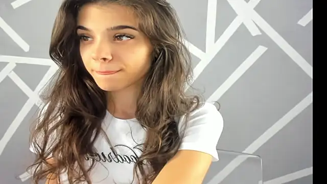 Snapshot of BabyAylin chatting on 12-03-24, 05:20 BabyAylin online show from 12-03-24, 05:20