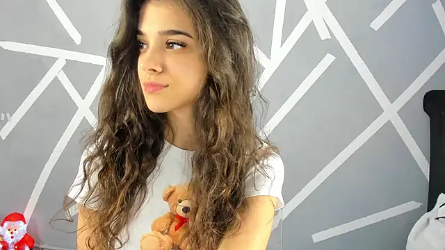 Snapshot of BabyAylin chatting on 12-04-24, 05:38 BabyAylin online show from 12-04-24, 05:38