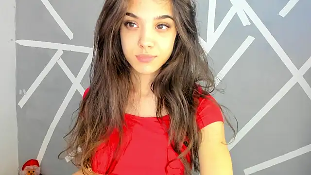 Snapshot of BabyAylin chatting on 12-21-24, 05:47 BabyAylin online show from 12-21-24, 05:47