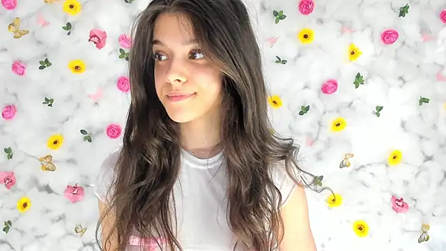 Snapshot of BabyAylin chatting on 03-21-25, 10:06 BabyAylin online show from 03-21-25, 10:06