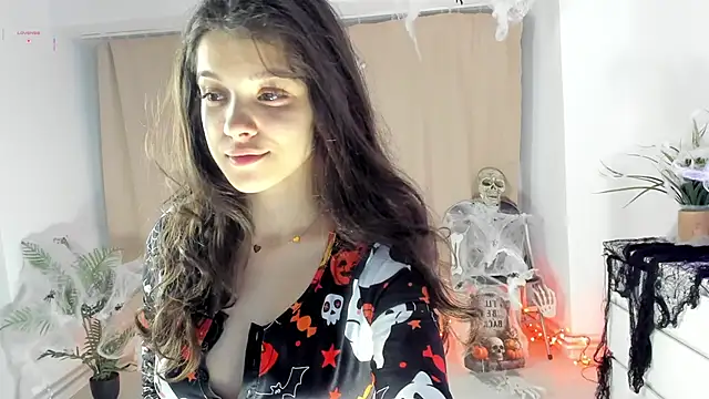 Snapshot of BabyAylin chatting on 10-28-25, 05:22 BabyAylin online show from 10-28-25, 05:22