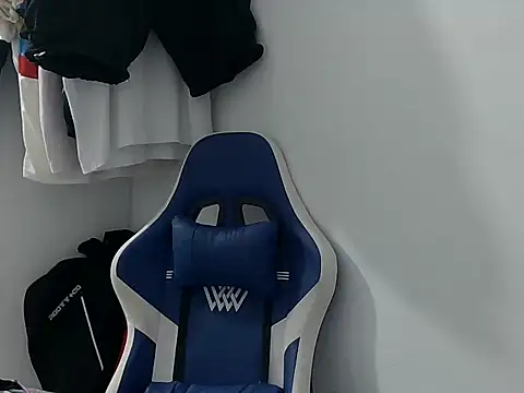 ElSexyPerson online show from 11-02-25, 07:38