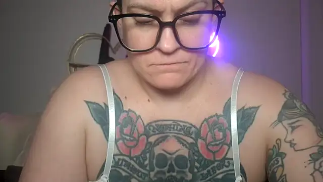 quinnmariexo online show from 02-10-26, 07:12