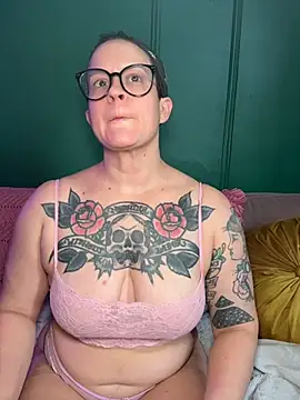 quinnmariexo online show from 06-09-26, 05:24